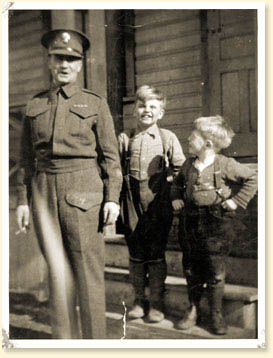 CSM Osborn with sons. Click for larger view. Image: CSM Osborn with sons.